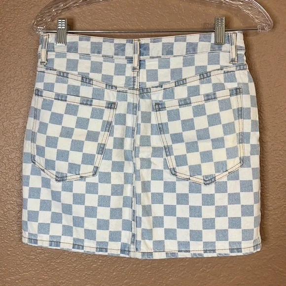Medium forever 21 checkered denim skirt - Picture 4 of 4